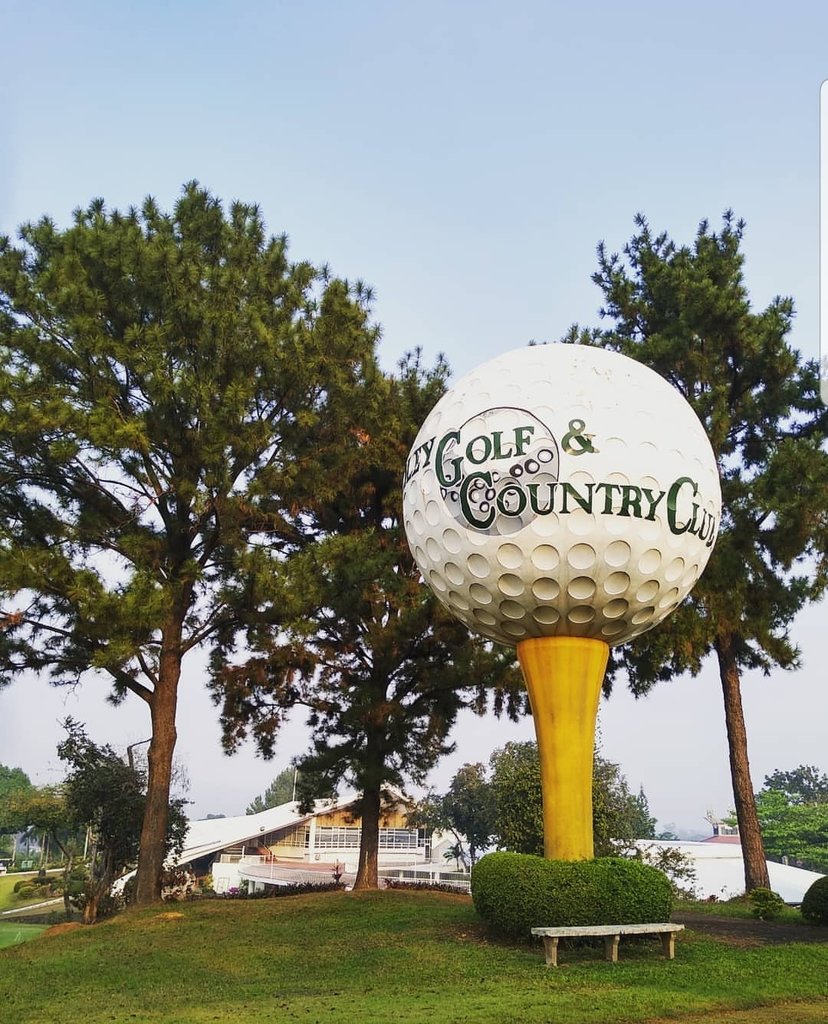 Valley Golf & Country Club